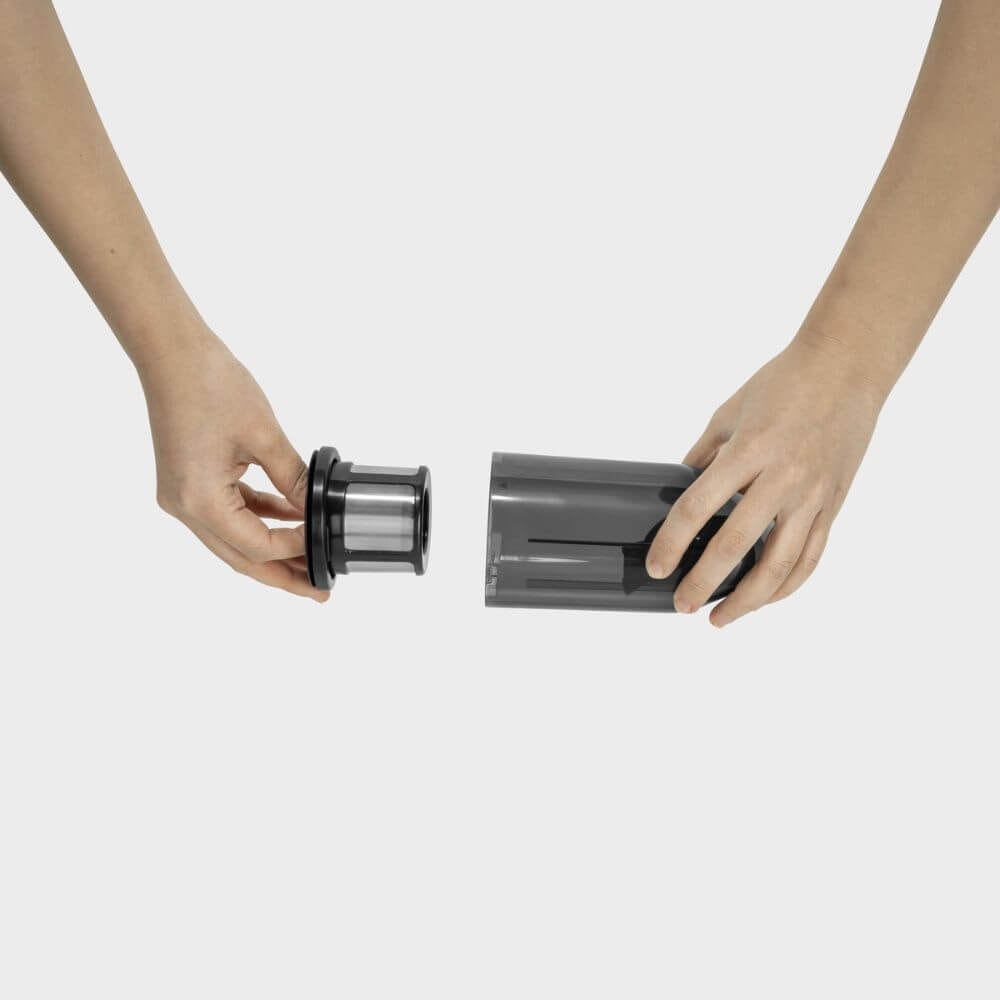 Aspirador de Pó Portátil Karcher CVH 2-4 - Bateria - Imagem principal - f9ab1691-a62c-4eef-9a40-b034b88e6aea