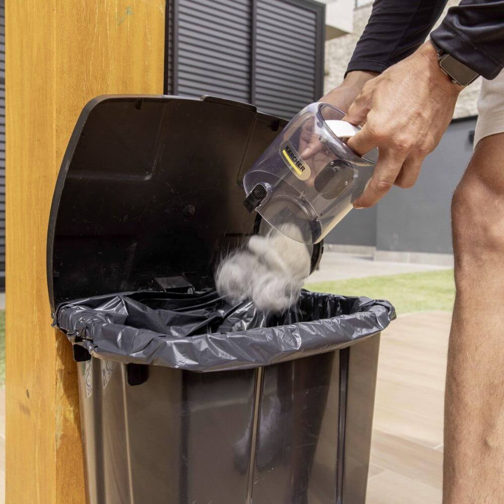 Aspirador Tosador e Desembaraçador Karcher Pet Clean - Imagem principal - eb28a8c1-3594-47a3-8390-6f7c77e825bf