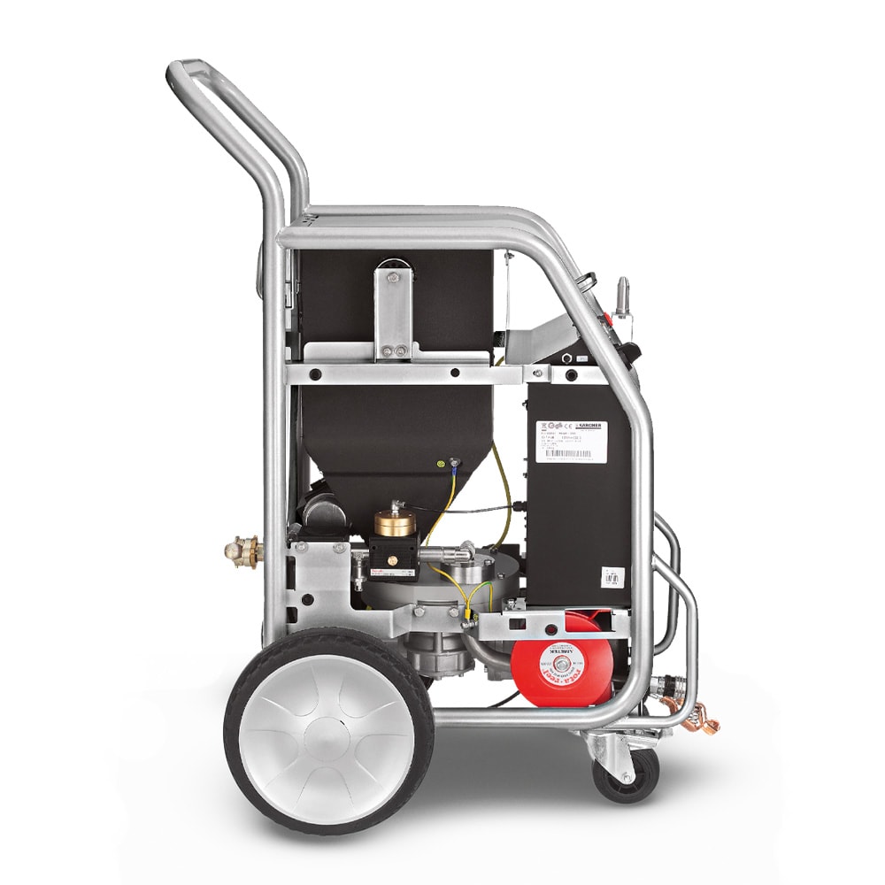 JATEADORA DE GELO SECO KARCHER IB 7/40 - Imagem principal - 3584e7b3-0c83-48ad-8d7a-3f134e1b8478