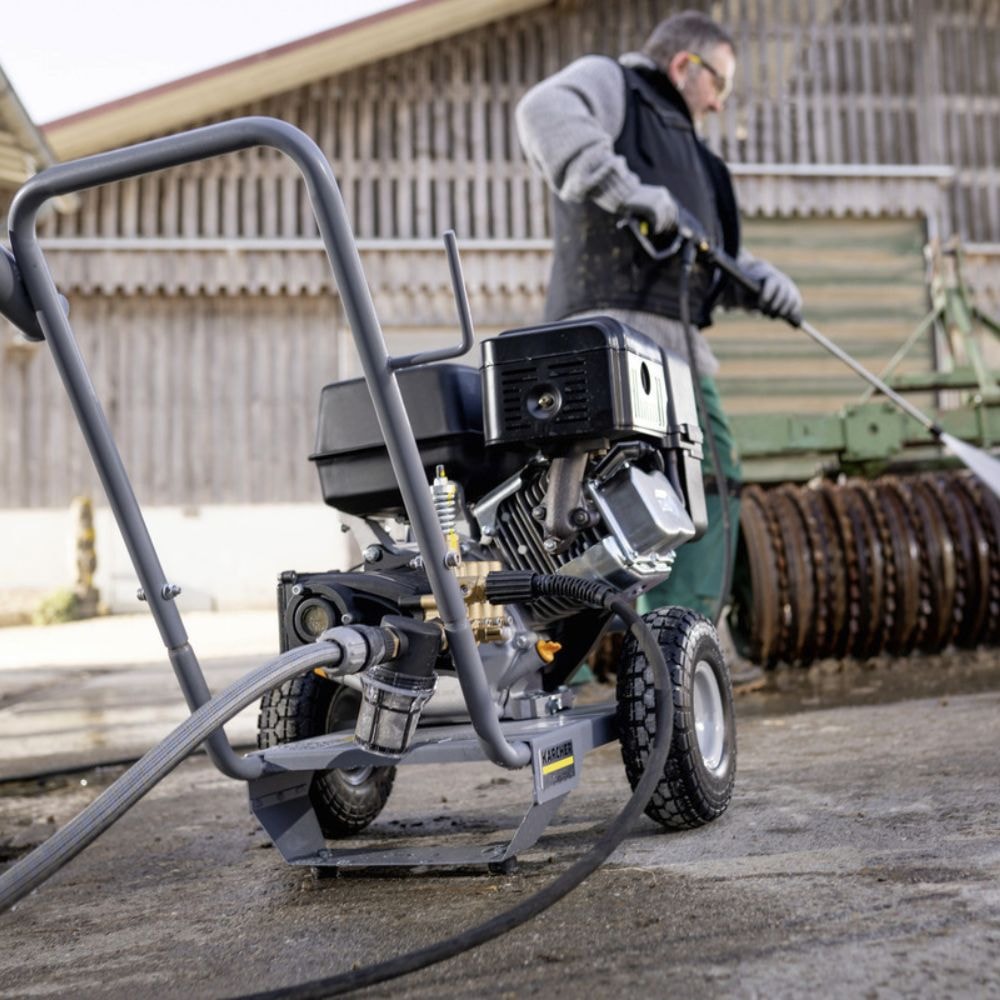 KARCHER Professional 高圧洗浄機 エンジン 　HD6/15G Lavadora de Alta Pressão Gasolina Karcher HD 6/15 G Classic | Karcher