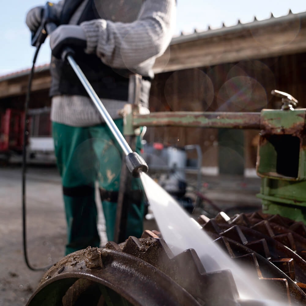 Lavadora de Alta Pressão Karcher Água Quente HDS 8/15-4 Cage New Plus - Imagem principal - bef16ba8-e102-450b-a354-9bade437a6ec