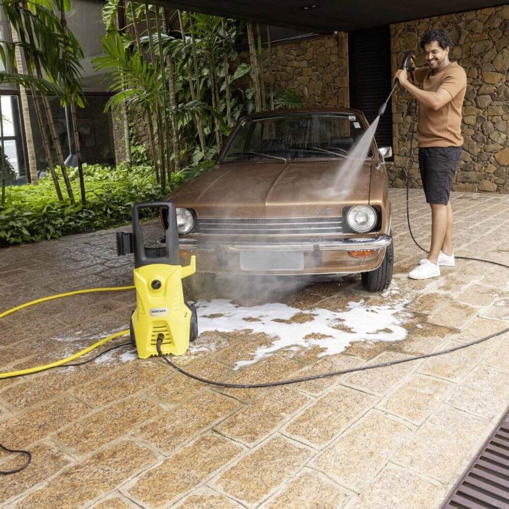 Lavadora de Alta Pressão Karcher K 530 - Imagem principal - 3d79494c-e1c1-42cb-9119-a033aee36e11