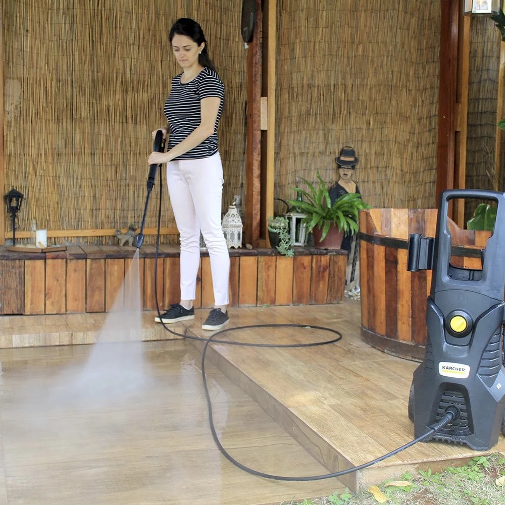 Lavadora de Alta Pressão Karcher K5 New com Protetor de Respingos - Imagem principal - 46f0a2cd-cf91-4f46-bb46-cf5b8c330f71