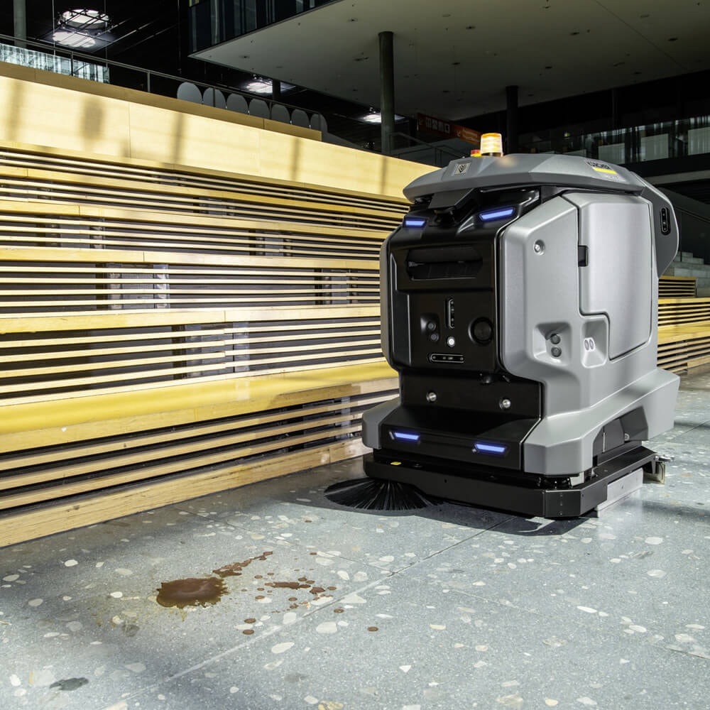 Lavadora e Secadora de Piso Autonoma Karcher Kira B 50 - Imagem principal - 6b1dfd8b-de2b-4962-8ea7-7d34a561ee92