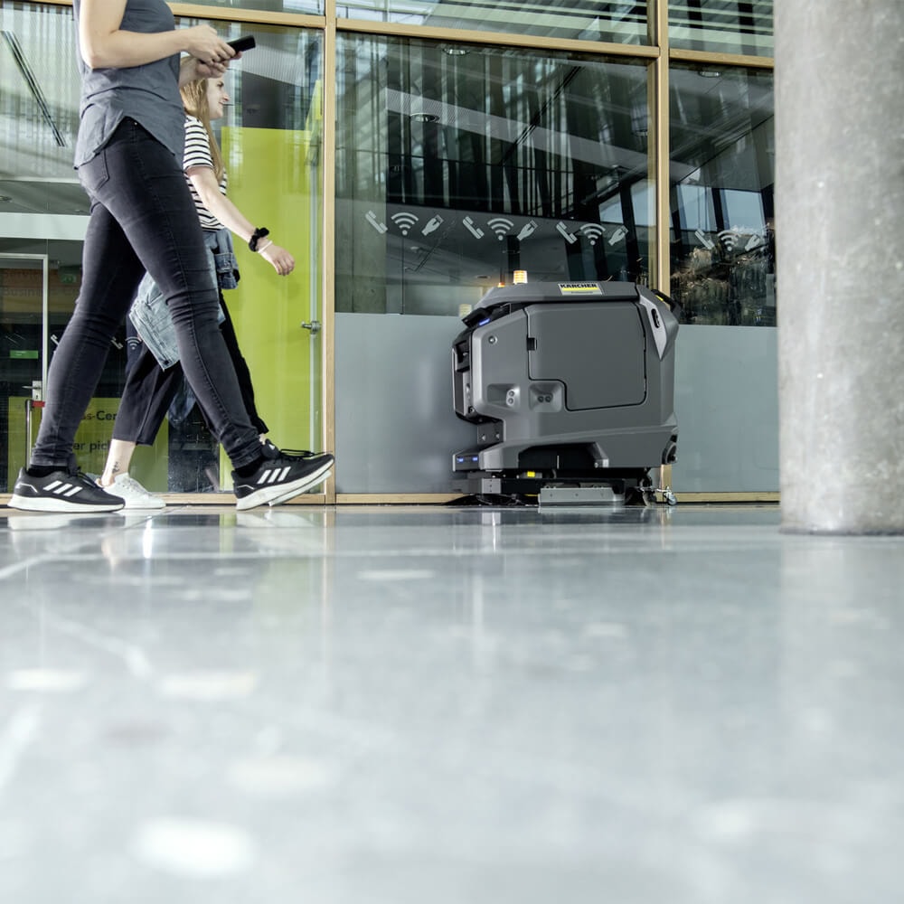 Lavadora e Secadora de Piso Autonoma Karcher Kira B 50 - Imagem principal - 9daa8e44-7d5e-4ee8-812a-7f5ea7dee8f0