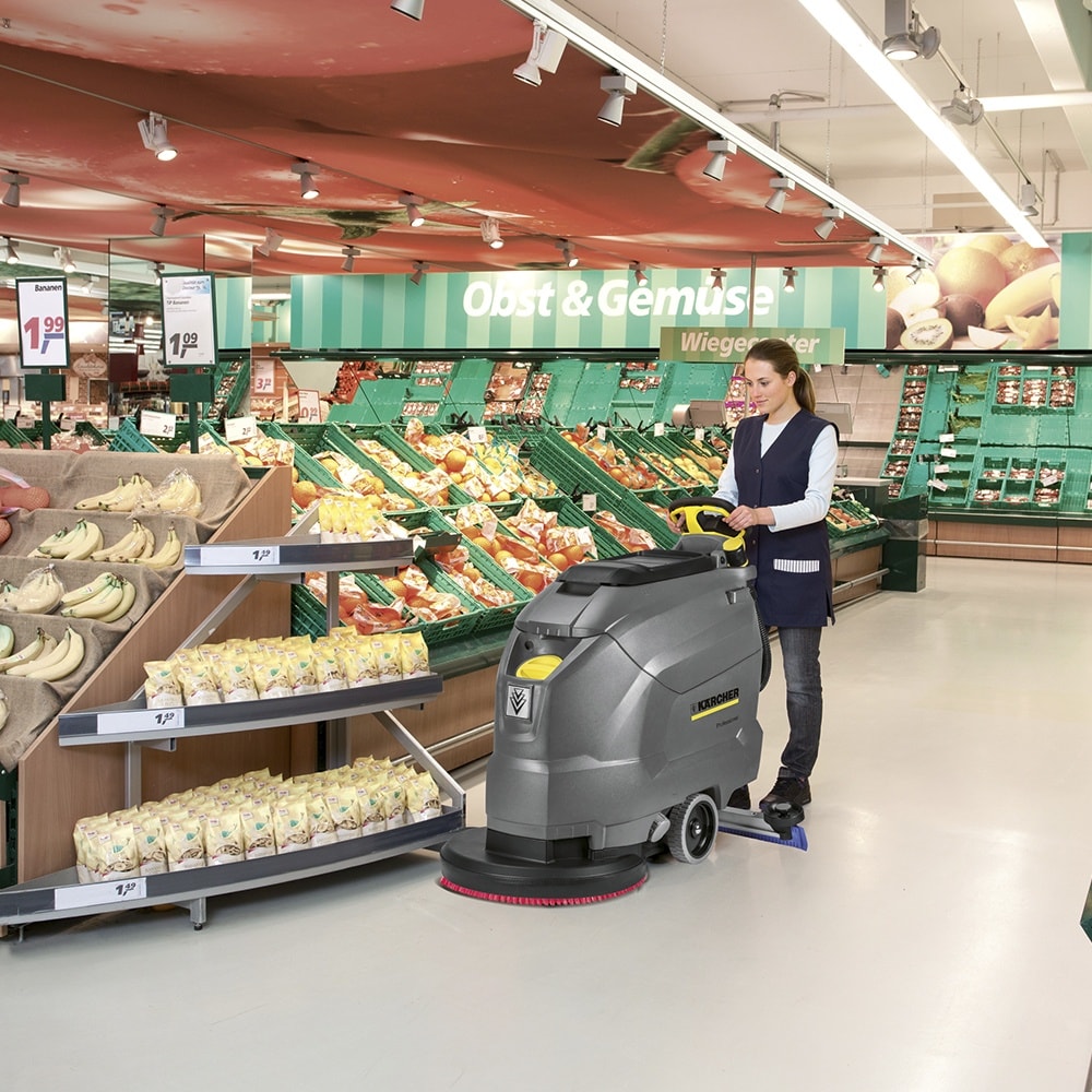 LAVADORA E SECADORA DE PISO KARCHER BD 50/50 - BATERIA AGM - Imagem principal - 536845e7-857a-4236-adc7-398a88db7887