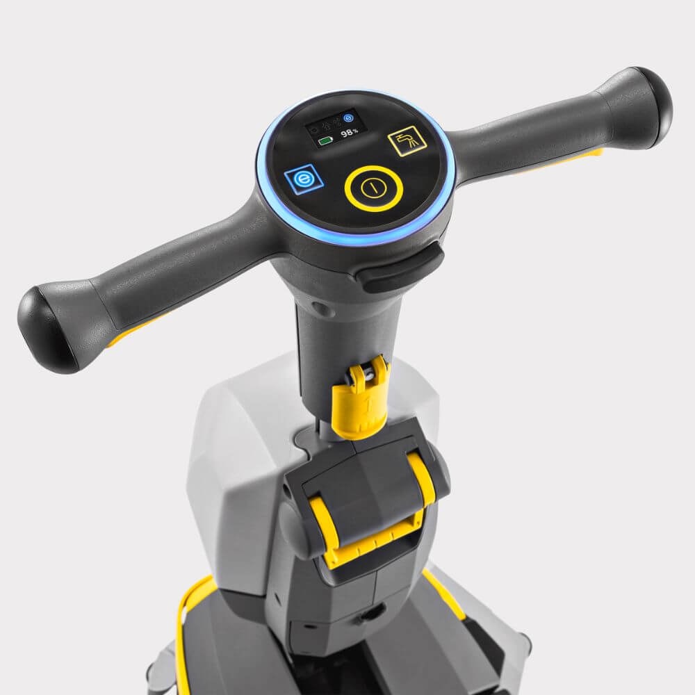 Lavadora e Secadora de Piso Karcher K-Mop 46 - Imagem principal - 93d1ceee-4059-4917-abf6-14ec87a19cb8