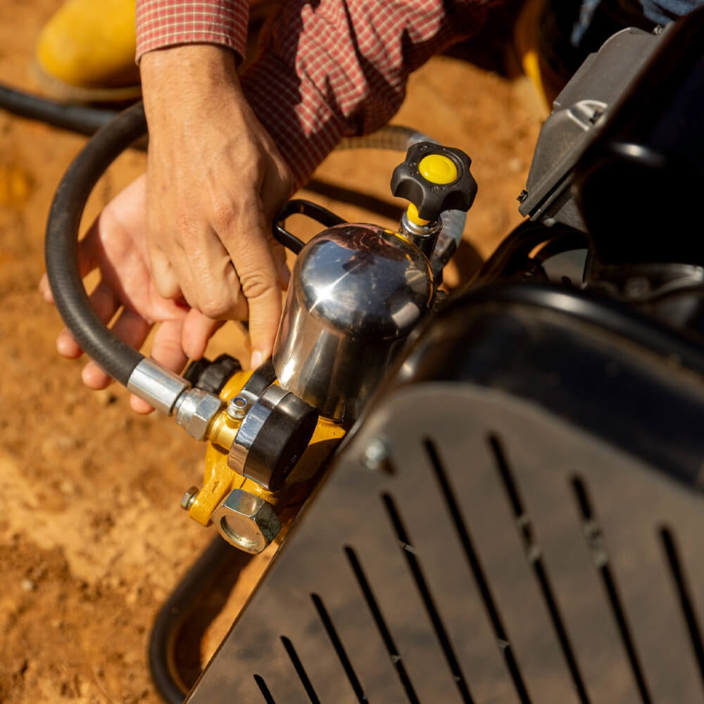 Lavadora Industrial Lava Jato Karcher Alta Vazão HF 1600 l/h 2cv - 580 psi - Imagem principal - f22e6fa8-2116-4bd6-ad3b-a3ca6aabb950