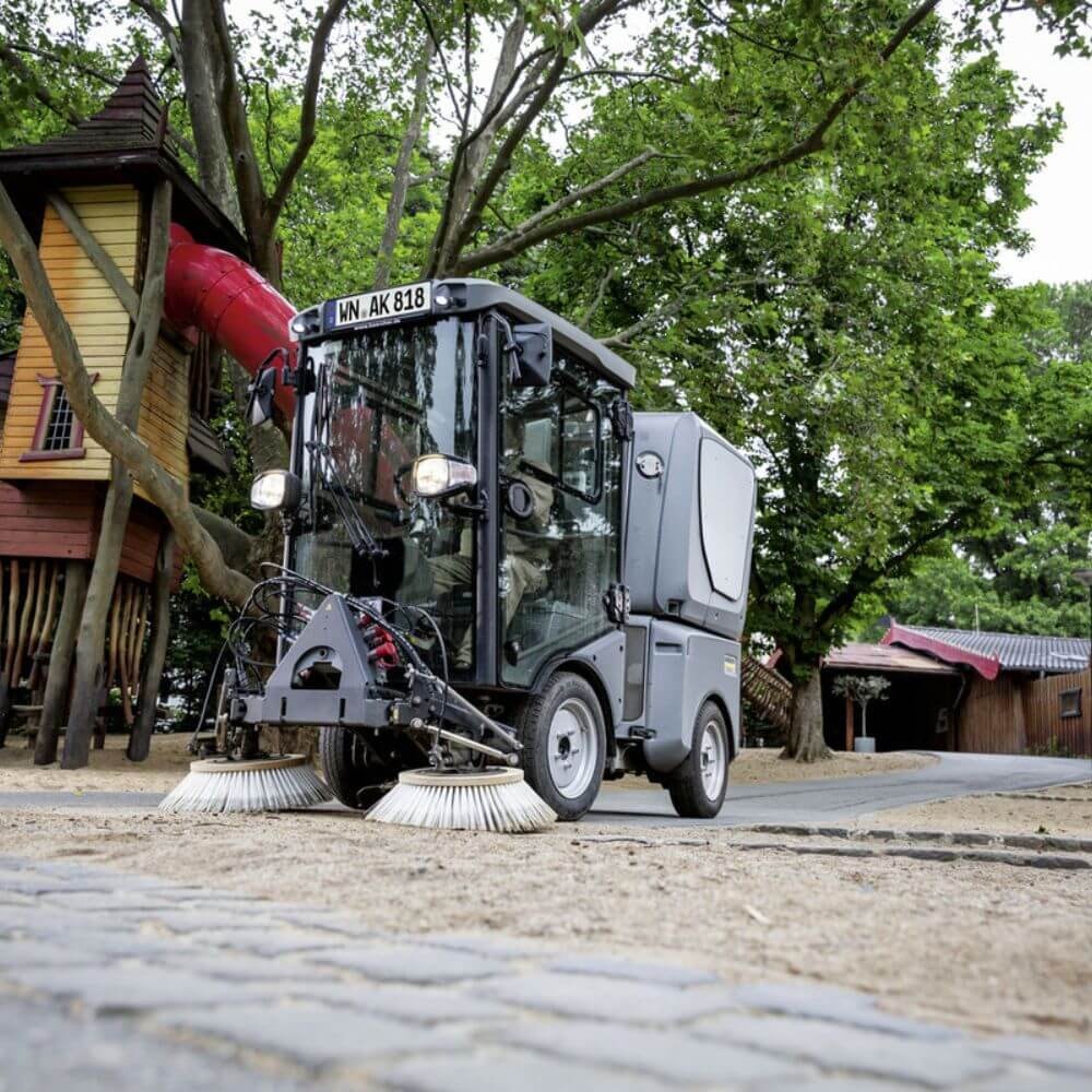 Varredeira Urbana Karcher MC 80 | Karcher